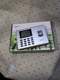 ZKTeco K40 Fingerprint Biometric Attendance Machine - Image 3